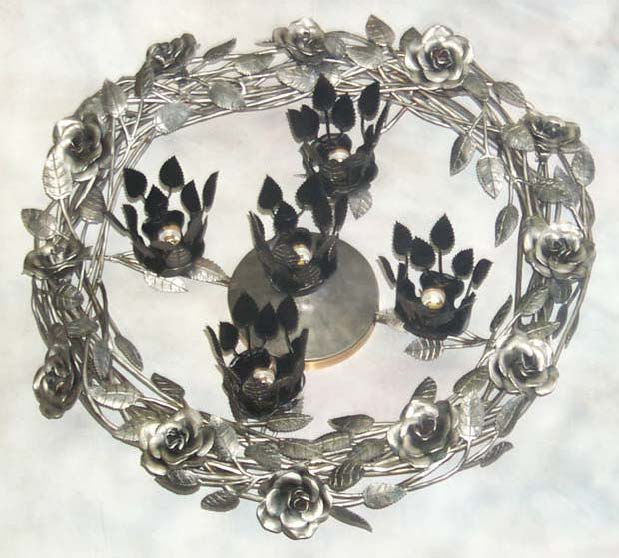 Wreath-of-Roses-Chandelier-Paonia-2004